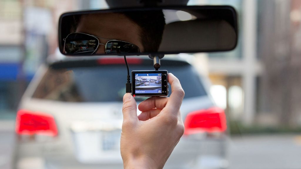 When Does the Dash Camera Stop Recording?